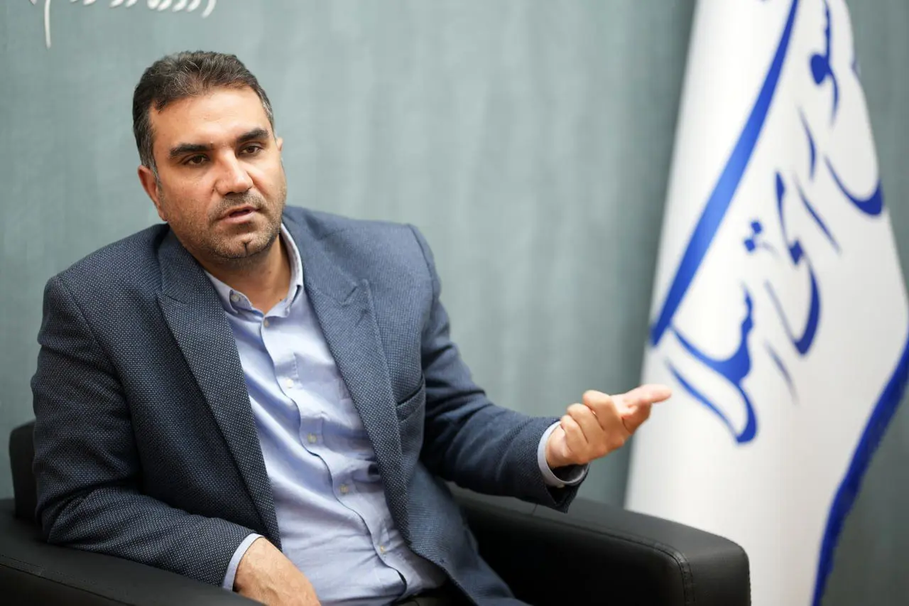 نماینده مجلس: بر سر دوراهی هسته‌ای و جنگ قرار گرفته‌ایم / حالت بلاتکلیفی بعد از جنگ اخیر ادامه یابد، تاب آوری مردم کم می‌شود