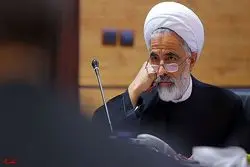 شاید ما طوری رفتار کردیم که جهان علیه ماست/ آیا کل عالم دست به دست هم داده‌اند که مقابل ما بایستند؟
