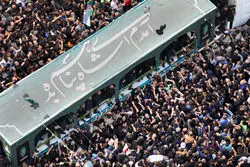 بدرقه شهدای سانحه بالگرد در ایستگاه آخر: تدفین در شهرهای مشهد، تهران،‌ تبریز،  مراغه، نجف‌آباد و ابهر