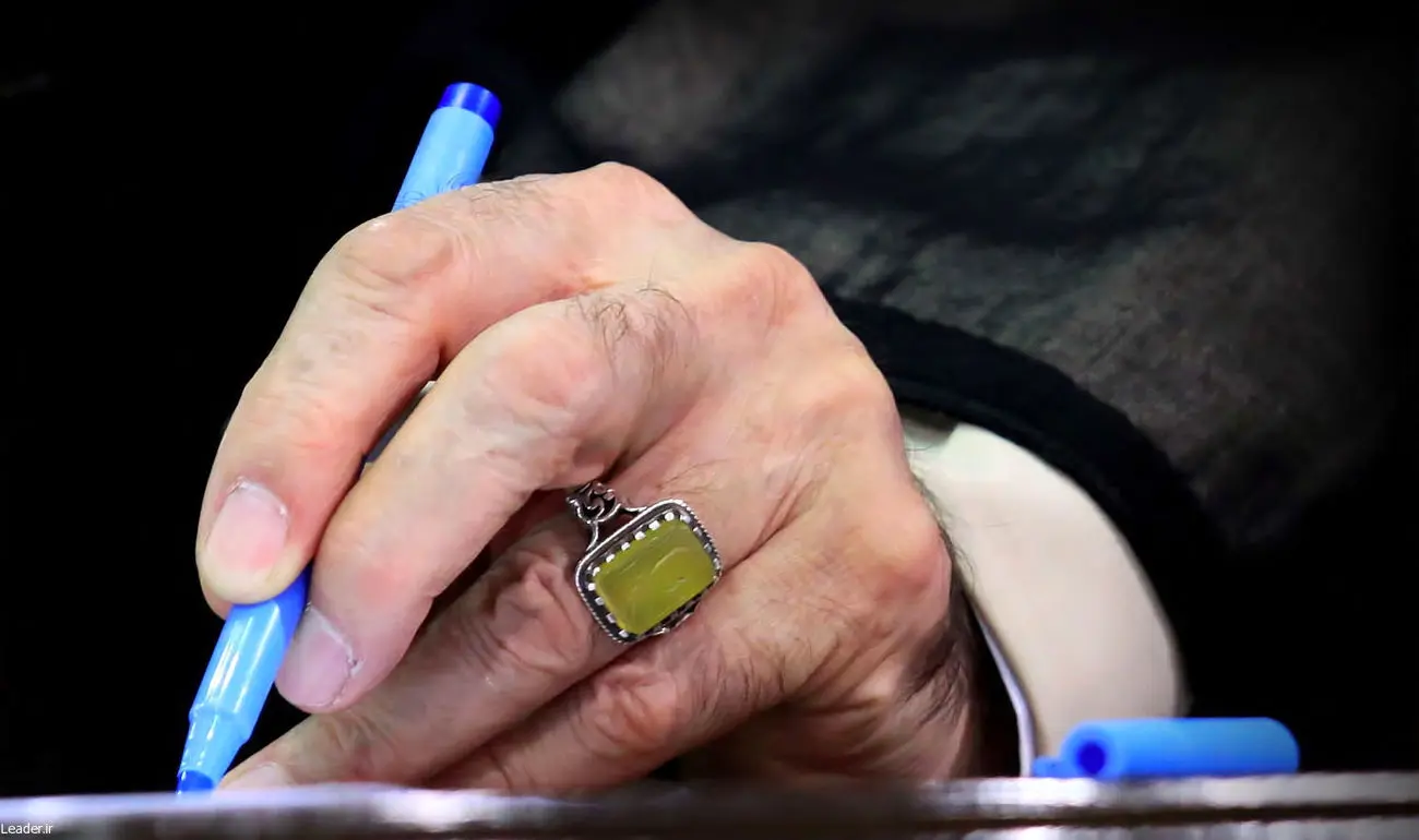 پیام تسلیت رهبر انقلاب برای «برادر مبارز، مؤمن و صادق»