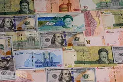تعدد قیمت دلار زیر ذره‌بین بازار