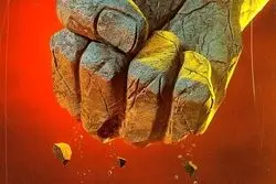 سیاست ترس و خدای رانت؛‌ اقتدارگرایی چگونه زندگی را از مردم می‌گیرد؟