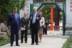 ببینید/ترامپ استقبال چینی‌ها از خودش و پوتین را مقایسه کرد/ استقبال از من بهتر بود!