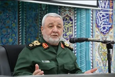 در جلسه ۱۲ ساعته روز ۲۴ خرداد برنامه ریزی تسخیر اماکن حکومتی توسط ترامپ طرح ریزی شده بود
