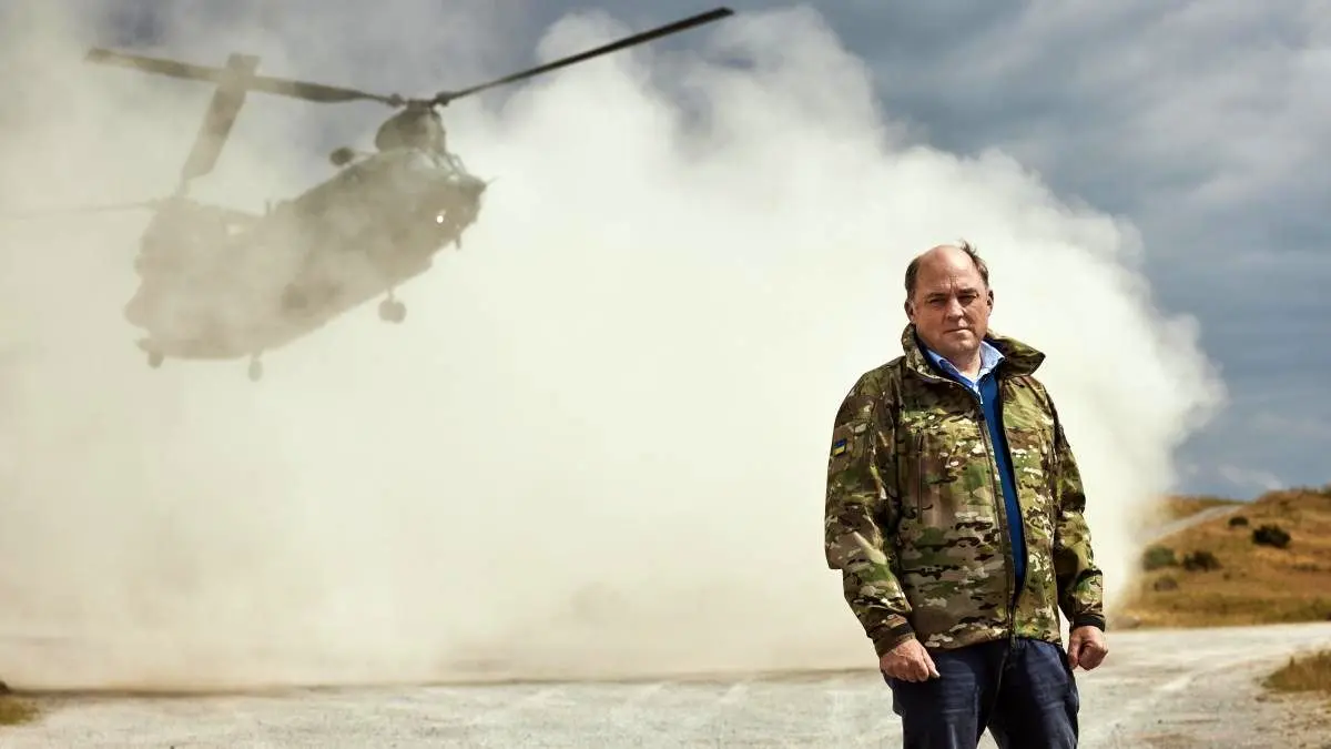 پشت پرده استعفای وزیر دفاع سابق؛ دست بایدن در کار بود؟