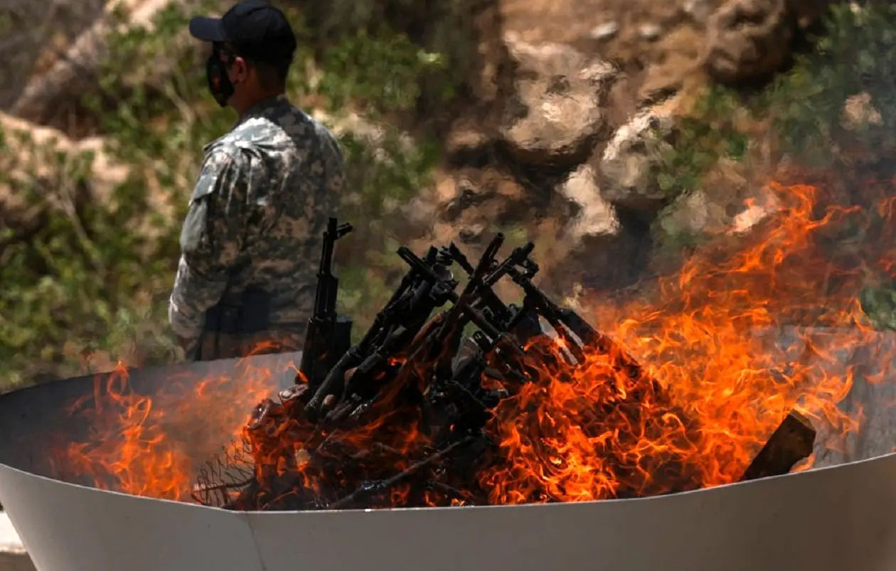 فصل جدید تاریخ با شکوهِ سلاح سوزان؛ صلح  ترکیه و کردها چه اثری بر منطقه دارد؟