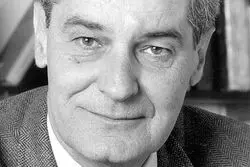 رهبر انتظارات عقلایی درگذشت/توصیه رابرت لوکاس به سیاسیون ایران