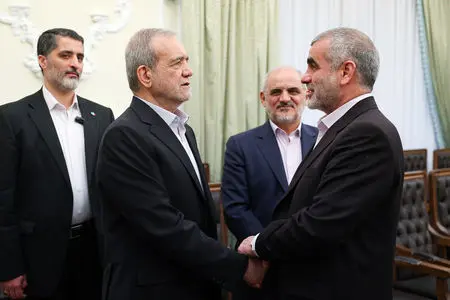 بهارستان روی ریل استیضاح؛ 5 وزیر کابینه پزشکیان در صف