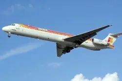 معاون وزیر راه خبر داد: حل مشکل هواپیماهای MD برای جابه‌جایی زائران اربعینی