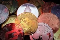 بیت‌کوین در آستانه موج صعودی؟ بازار در انتظار تصمیم فدرال رزرو و سخنرانی جروم پاول