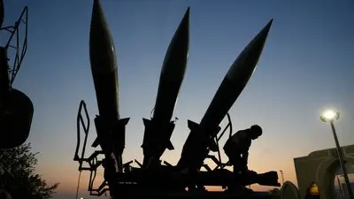 تلاش شبانه‌روزی برای شلیک همزمان 2000 موشک؛ سیگنال جدید واشنگتن به تهران و پکن از آب‌های آزاد