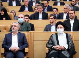 دستور رئیسی به فاطمی‌امین؛ قوانین رفع تعهدارزی اصلاح شود
