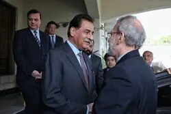 پیشنهاد اقتصادی لاریجانی برای پاکستان چه بود؟/حمایت اصولی پاکستان از برنامه هسته‌ای ایران
