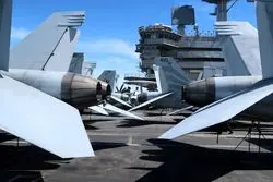 در انتظار تشدید تنش‌ها در منطقه؛ آمریکا به چه امیدی ناوگان تهاجمیش را در خاورمیانه مستقر کرده است؟