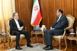 دیدار وزیر امور خارجه با سفیر جدید ایران در بنگلادش