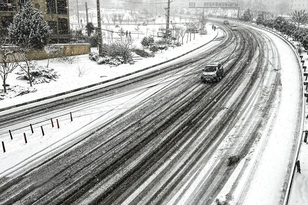 تهران امشب یخ می زند 