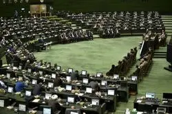 70 نماینده به وزیر صمت: از مداخله غیرقانونی در اتاق ایران جلوگیری کنید