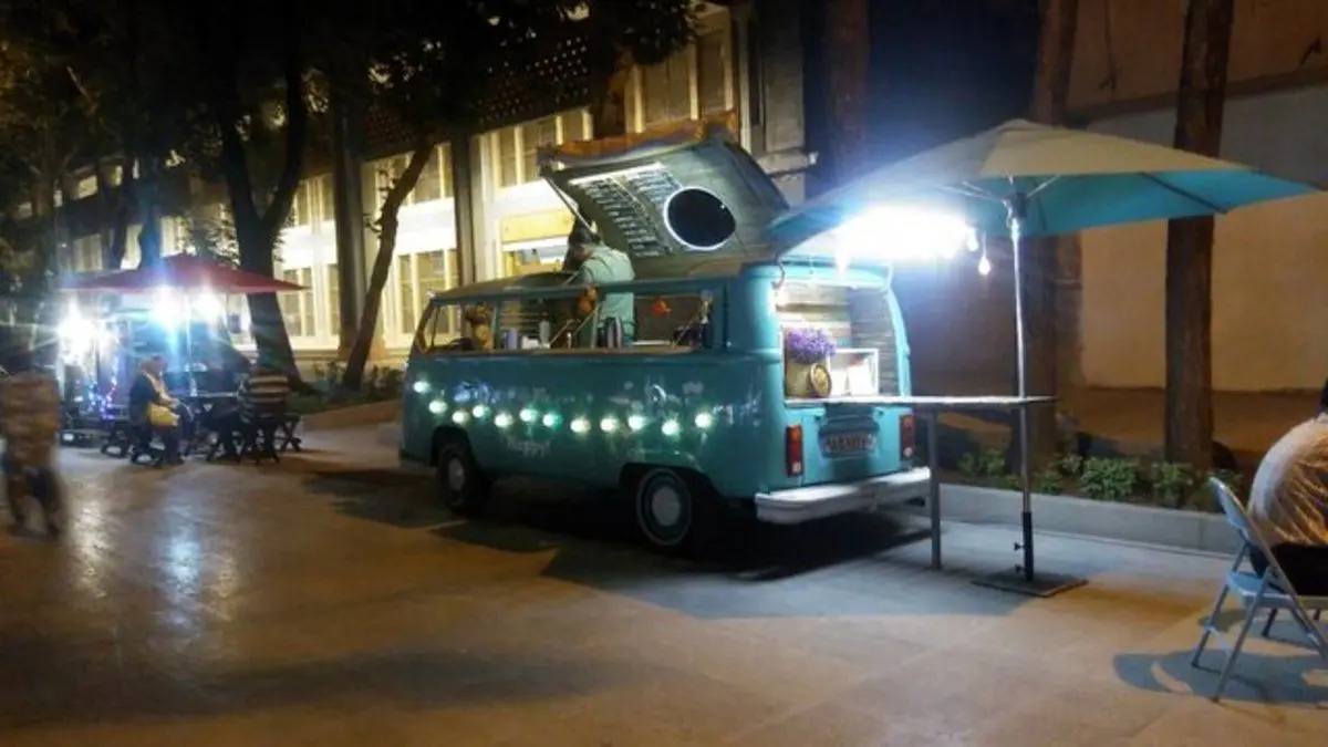 ازون‌کافه‌های بی‌مجوز تاسوخت تک‌سکو/ تهران درگیر ساماندهی مشاغل و معابر

