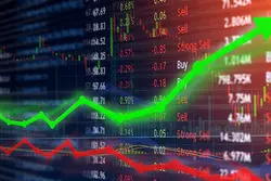 عقب‌نشینی بازار سهام با سیگنال‌های مقابله با تورم