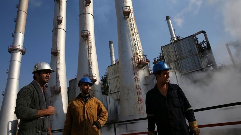 جهش 5 درصدی قیمت نفت در بازار جهانی؛ طلای سیاه اوج گرفت