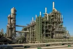 رشد چشم گیر سود خالص و درآمدهای عملیاتی پتروشیمی امیرکبیر درشش ماهه اول ۱۴۰۱