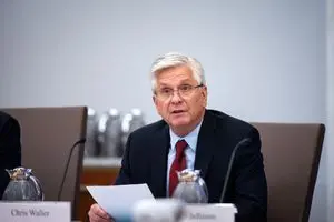 شیر یا خط کاهش نرخ بهره فدرال رزرو