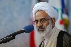 نماینده ولی فقیه: دشمن به دنبال خسته‌سازی مردم است