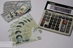 اولین نزول قیمت دلار نیما در بازار ارز تجاری/ دلار رسمی سیگنال کاهش داد؟