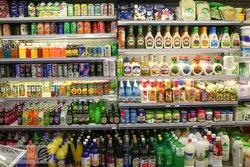 هشدار برای نوشیدنی‌های  غیراستاندارد/ یک برند نوشیدنی توقیف شد