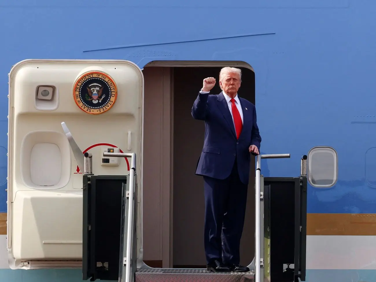 حمله آمریکا به این کشور قطعی شد؟ + تصویر توییت ترامپ