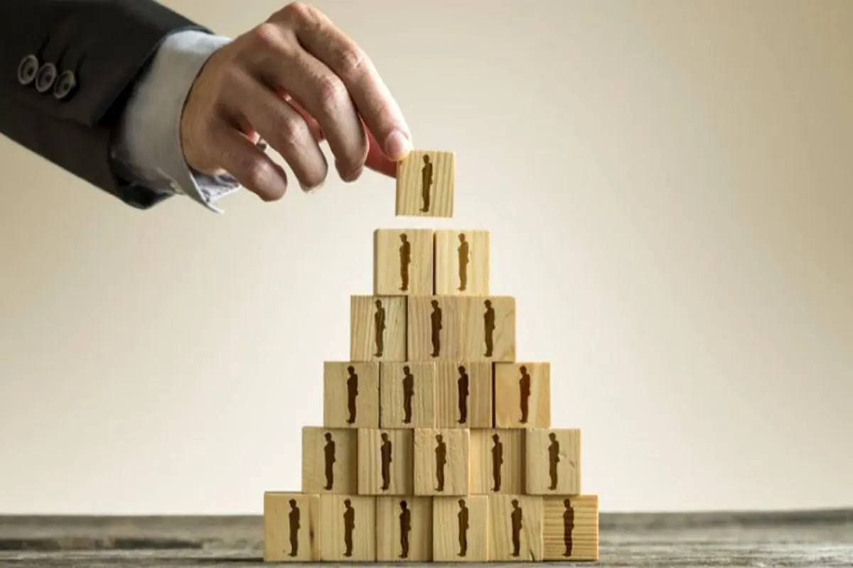 متهم کلاهبردار ۱۴۰ میلیاردی به کشور مسترد شد