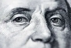 بازار دلار به این دور از مذاکرات خوشبین است / قیمت سکه کاهش یافت