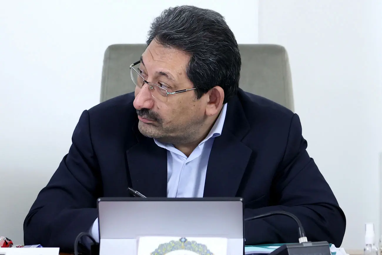 وزیر صمت: رسیدگی سریع به شکایات مردمی اولویت دارد