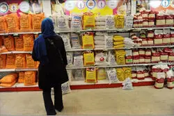 رکود به بازار کالاهای اساسی رسید؛ خرید خانوارها محدود شد