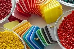 تشدید رقابت در رینگ پتروشیمی/ پای جنگ و تورم در میان است!