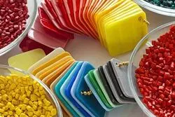 تشدید رقابت در رینگ پتروشیمی/ پای جنگ و تورم در میان است!