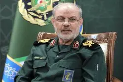 شگفتانه جدید سپاه؛ سلاحی که روی ناو هواپیمابر آمریکا آزمایش شد