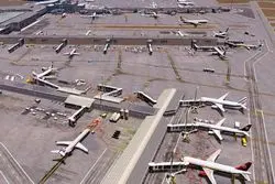 چرا پرواز هزاران هواپیما متوقف شد؟ هرج و مرج در فرودگاه‌های جهان