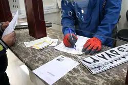 آیا پلاک خودروهای ایرانی لاتین می‌شوند؟ سردار حسینی پاسخ داد