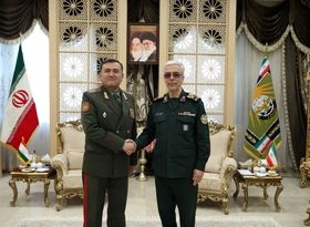 دیدار وزیر دفاع تاجیکستان با سرلشکر باقری در تهران/ تاکید بر همکاری‌های راهبردی دفاعی