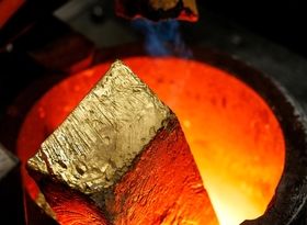 پیش‌بینی کارشناسان از اوج‌گیری طلای جهانی