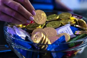 بیت‌کوین یک سنگر مهم را از دست داد؛ آغاز سقوط بزرگ؟