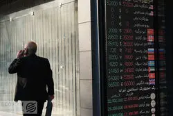 کوچ سرمایه به دارایی‌های امن/ معامله‌گران ارزی گوش به زنگ اخبار شدند