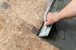 صادرات داغ، ساخت‌وساز سرد؛ دوگانه صنعت کاشی