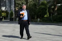 رئیس شورای اطلاع رسانی دولت: رهبری درباره حجاب دستوراتی داده‌اند / دولت به گشت ارشاد و حجاب بان برنمی‌گردد