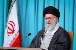 دایی فرزندان رهبر شهید: مردم برای دختر دوم رهبر شهید دعا کنند/ انگار غریب در صحرا افتاده است