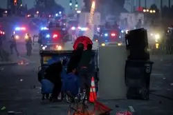 درگیری خشونت‌آمیز در اعتراضات به اخراج مهاجران/ اعزام گارد ملی به لس‌آنجلس/ آماده‌باش کامل تفنگداران دریایی