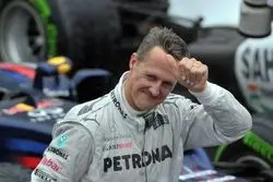 شوماخر بعد از ۱۲ سال از کما خارج شد
