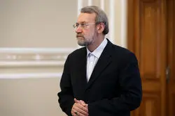 لاریجانی:ایران فقط از تصمیمات دولت لبنان حمایت می‌کند نه دخالت