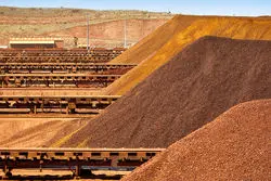 رکوردشکنی واردات سنگ‌آهن